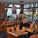 Ibis Centre 3*