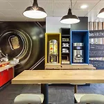 Ibis Centre 3*