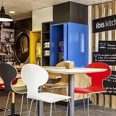 Ibis Centre 3*