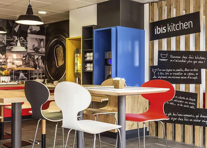Ibis Centre Hotel 3*